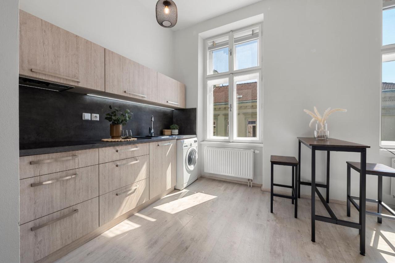 Residence Stefanikova Rose Brno Exterior photo